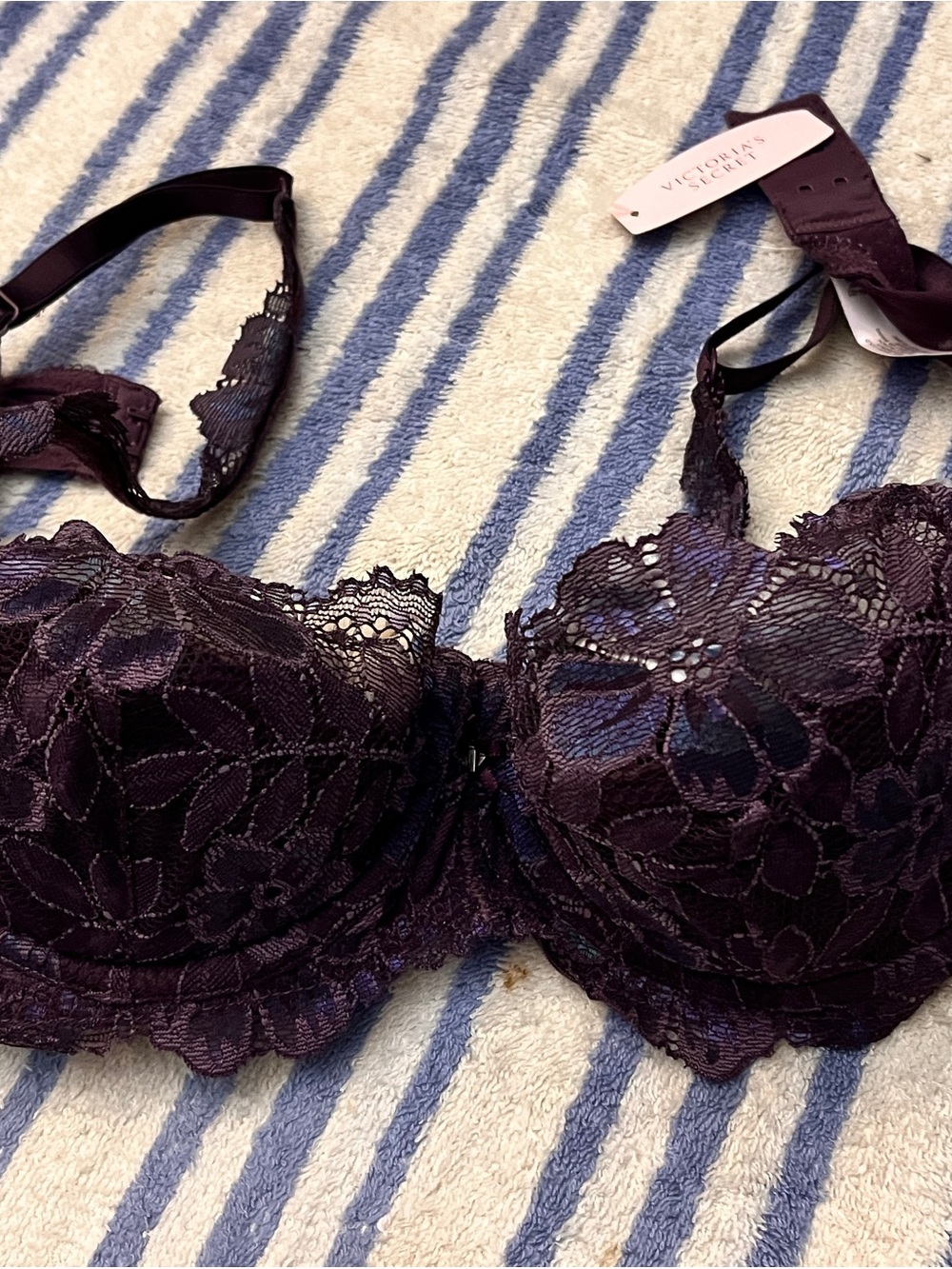 Victoria's Secret Plum Lace Underwire Balconette Bra